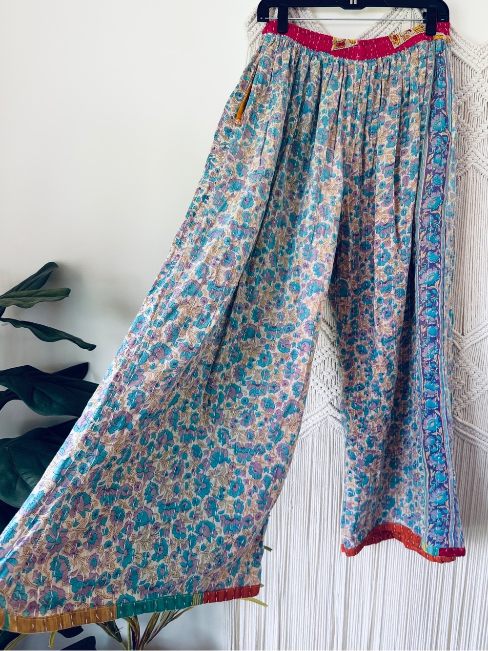 Wild Child Kantha Vintage Sari Reversible Floral Wide Leg Pants OS 2X and Under